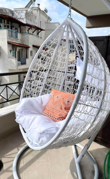 La Vie Est Belle Apartment Кавала Екстериор снимка