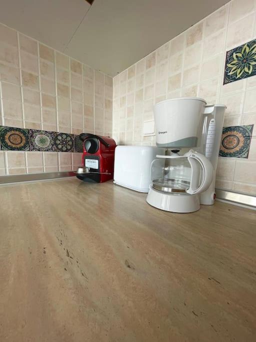 La Vie Est Belle Apartment Кавала Екстериор снимка